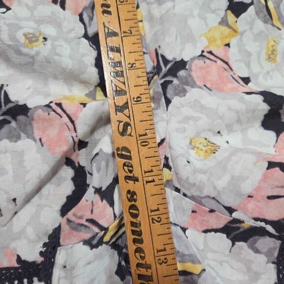 LIKE NEW LOFT FLORAL BELTED LINEN BLEND SHORTS SIZE LARGE WOMENS - Picture 16 of 16